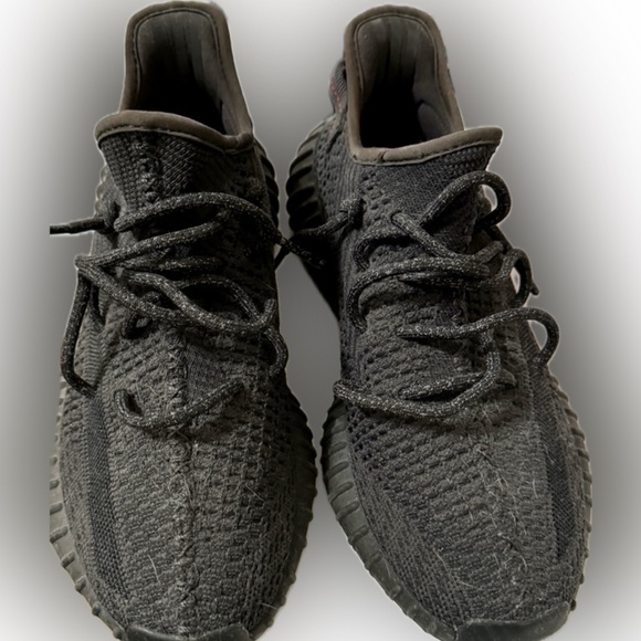 Yeezy 350 V2 - Picture 4 of 7